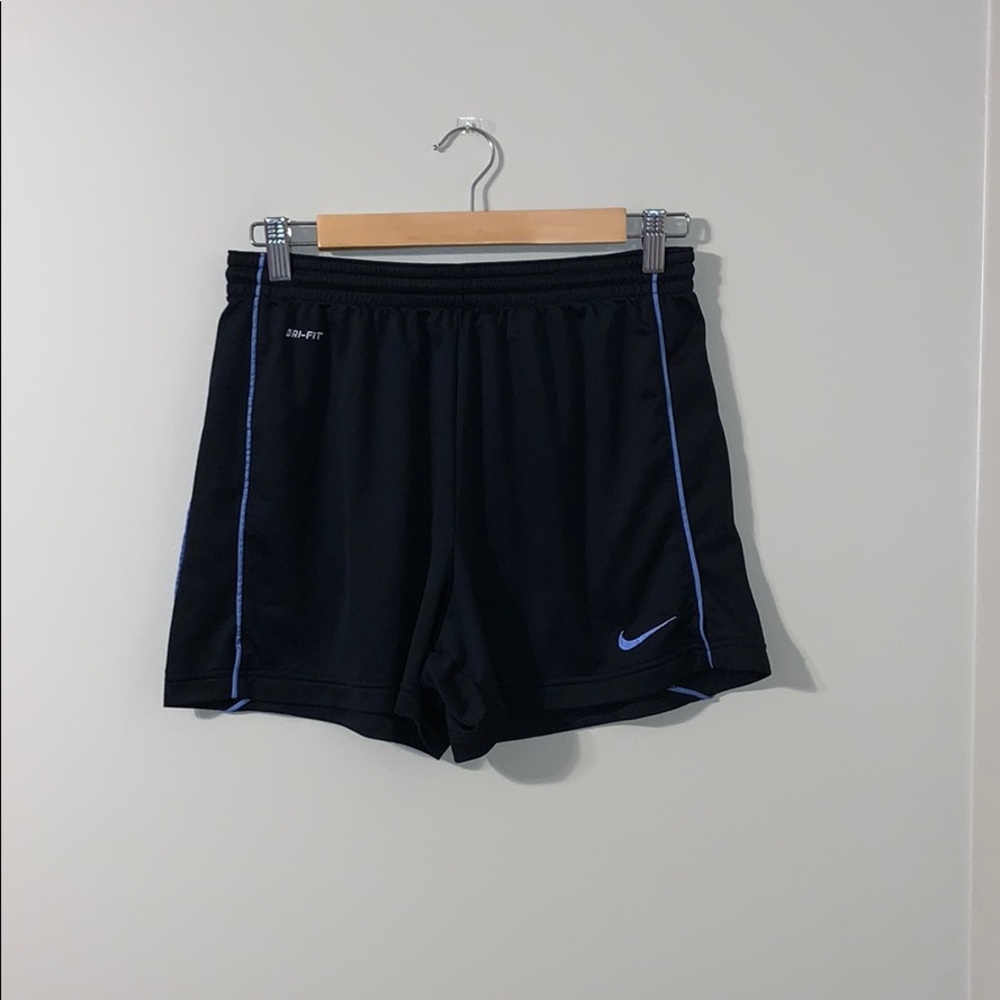 {Nike} drifit shorts